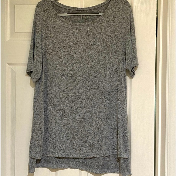 MLane Bryant short sleeve flowy sweater - Picture 1 of 3